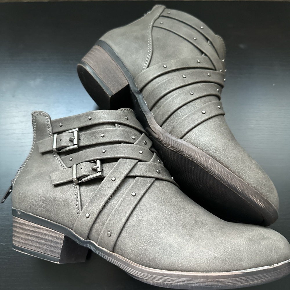 SO Studded Gray Ankle Boots